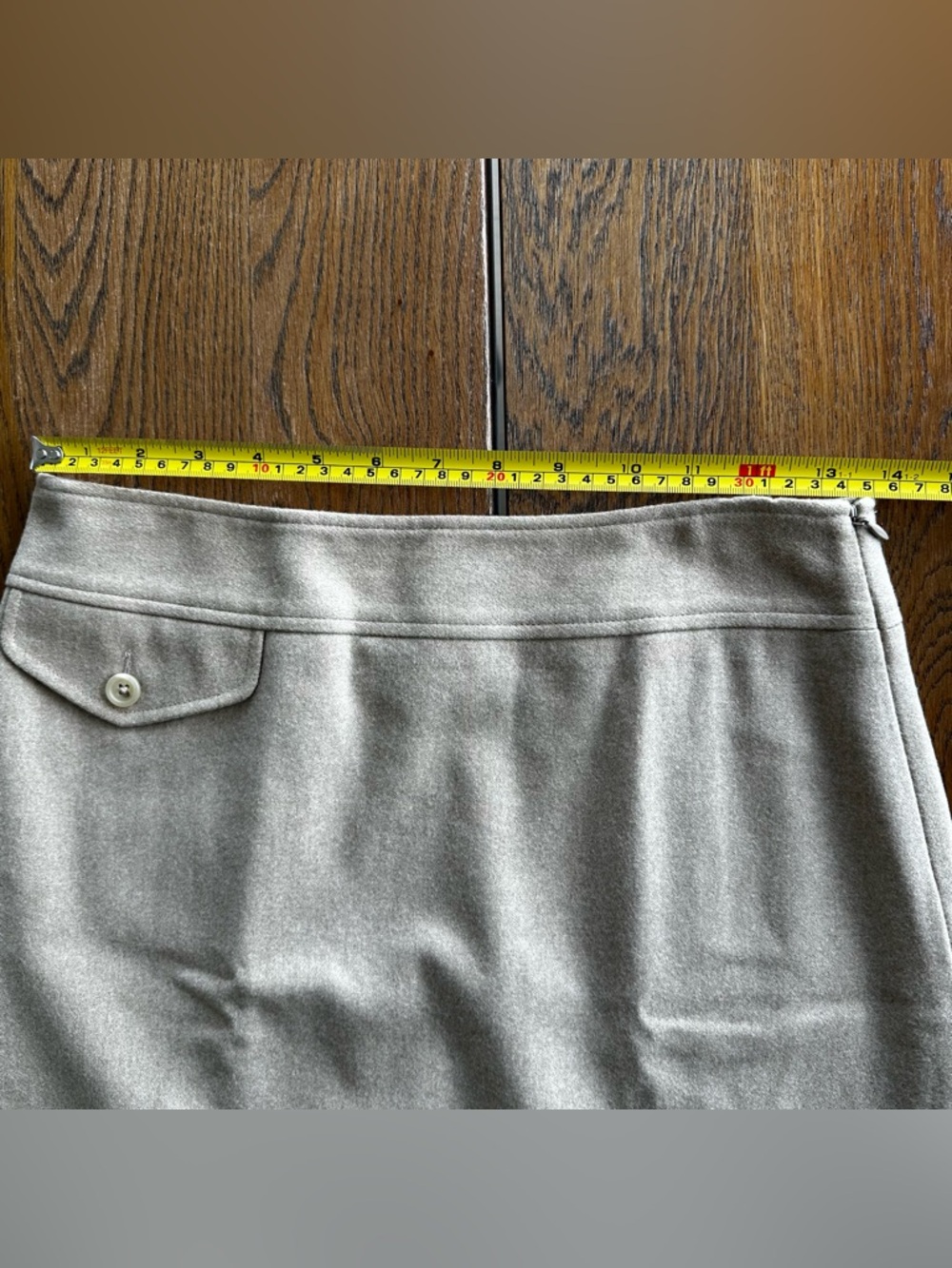 Banana Republic Lined Beige Tan Wool Cashmere Skirt | Size 0 - Picture 7 of 8